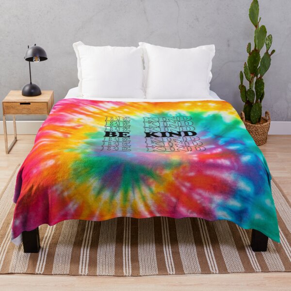 Artikelvorschau, Be Kind Batik Regenbogen Shirt entworfen und verkauft von djkirei.