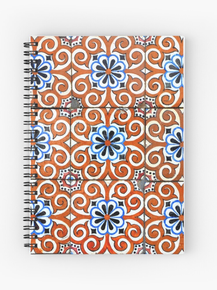 Cuaderno de espiral «Azulejos con flores negras y azules y remolinos  naranjas» de juliedawnfox | Redbubble