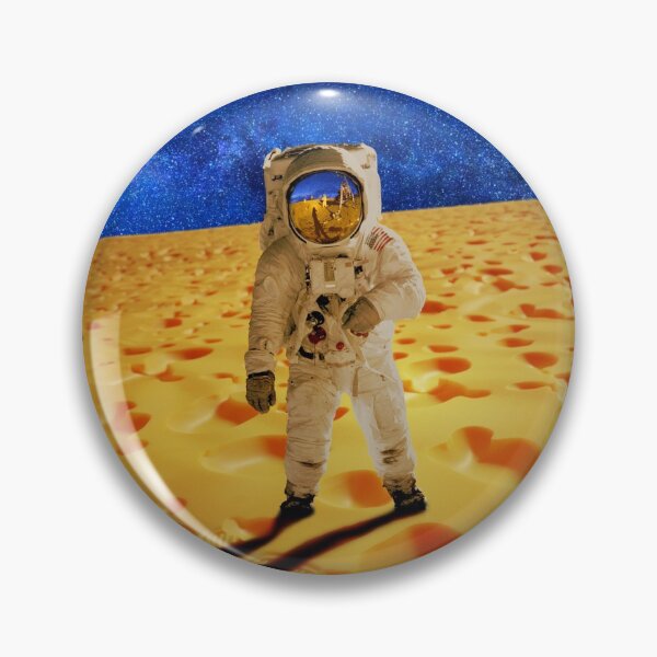 Artikelvorschau, Buzz Aldrin auf dem Käsemond entworfen und verkauft von AlexSin.