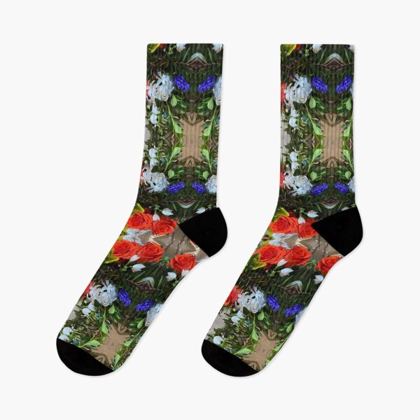 Artikelvorschau, Blumenmuster der Rosen und der Hyazinthen entworfen und verkauft von MillaFlora.