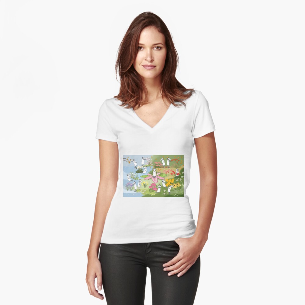 Artikel-Vorschau von Tailliertes T-Shirt mit V-Ausschnitt, designt und verkauft von IsabellaSchaf.