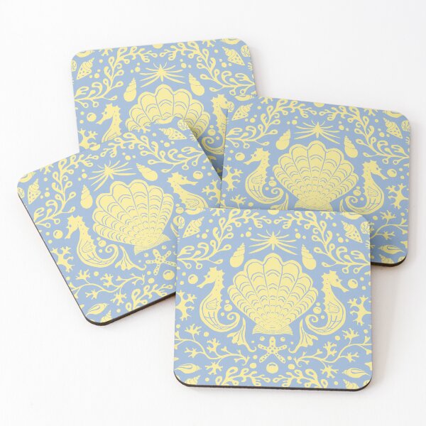 Aperçu de l'œuvre Motif damassé bleu et jaune de plage d'été avec coquillages créée et vendue par colorofmagic.