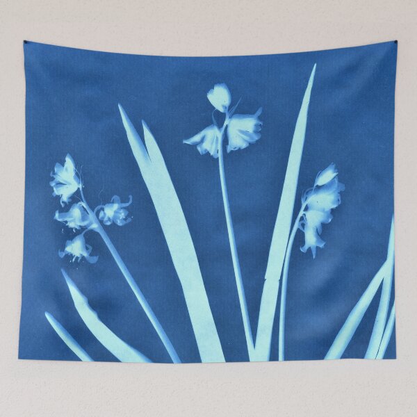 Aperçu de l'œuvre Bluebells cyanotype créée et vendue par LymphomaLass.