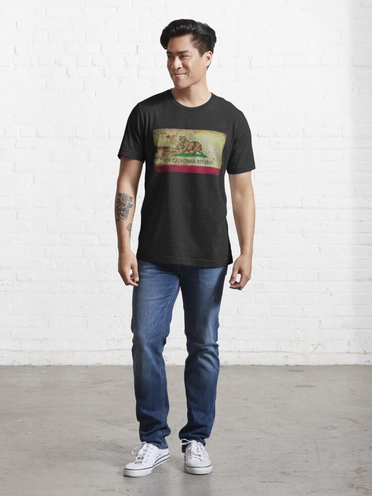 Alternate view of New california republic grunge Essential T-Shirt