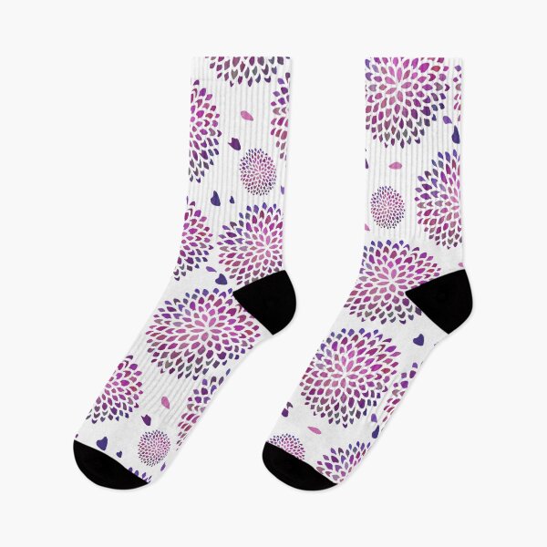 Aperçu de l'œuvre Art botanique | Dahlia Purple Foil Half Drop Pattern TP / Blanc BG créée et vendue par Old Urban Farmhouse Design Studio.