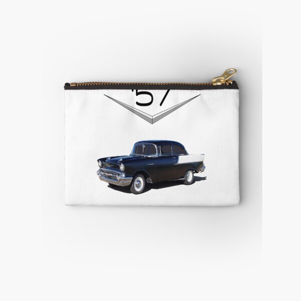 Artikelvorschau, 57 Chevy mit Chrome Logo - Shirts, Aufkleber, Drucke entworfen und verkauft von seansdigitalart.