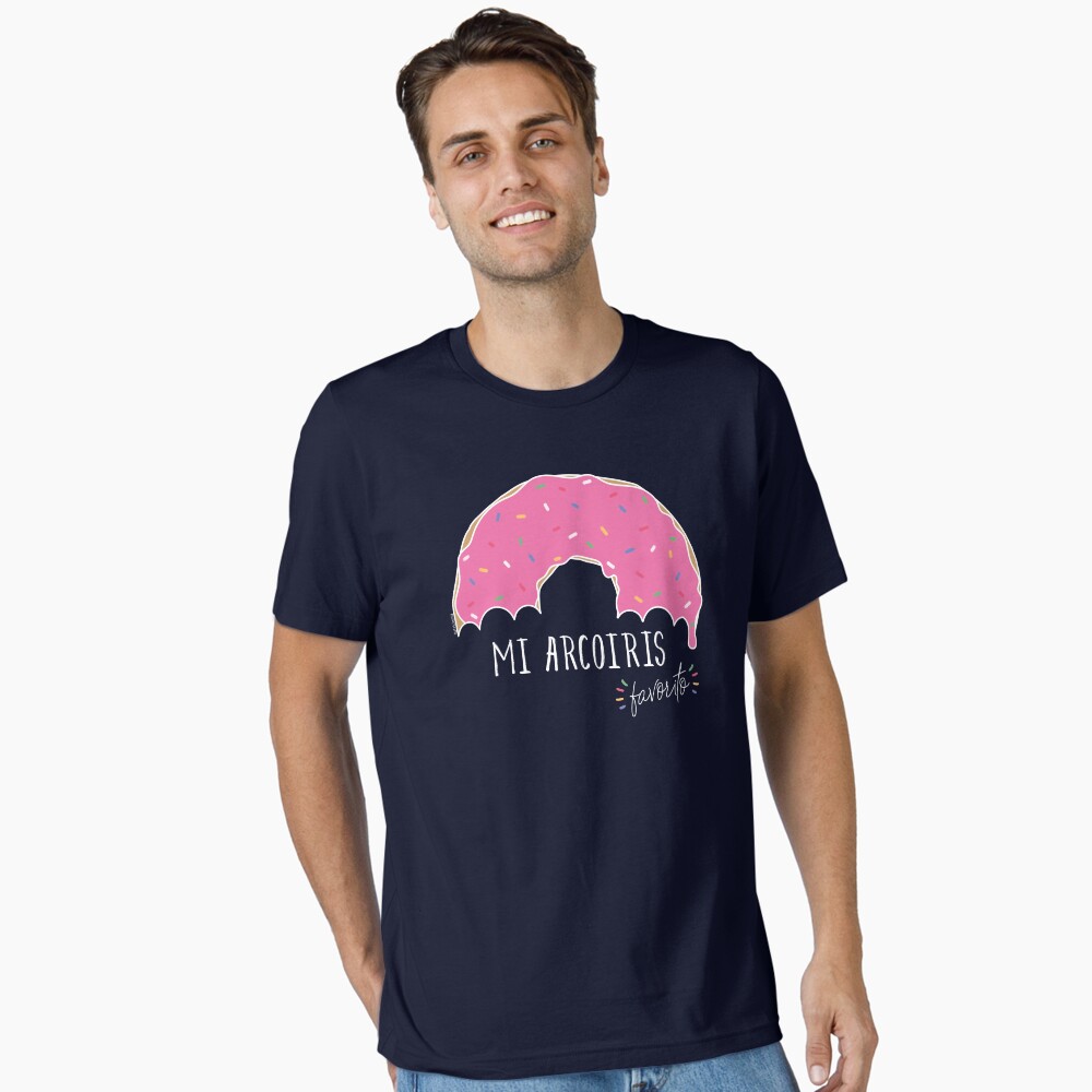 Vista previa del artículo con la obra «Camiseta esencial», diseñado y vendido por Nutricienta.