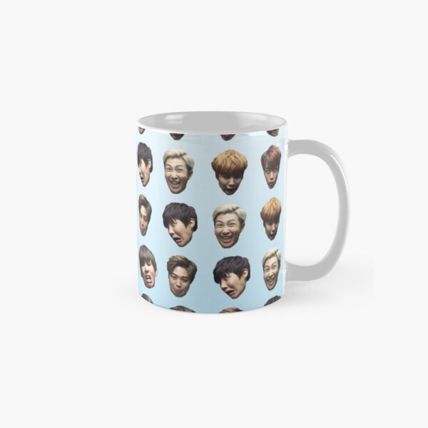 BTS (Bangtan Sonyeondan) FUNNY DERP VISAGE GRADIENT BLEU Mug classique