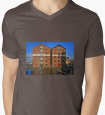 Gloucester Docks Men's V-Neck T-Shirt