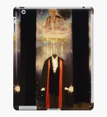 Who is the Doctor? Costumes iPad Case/Skin