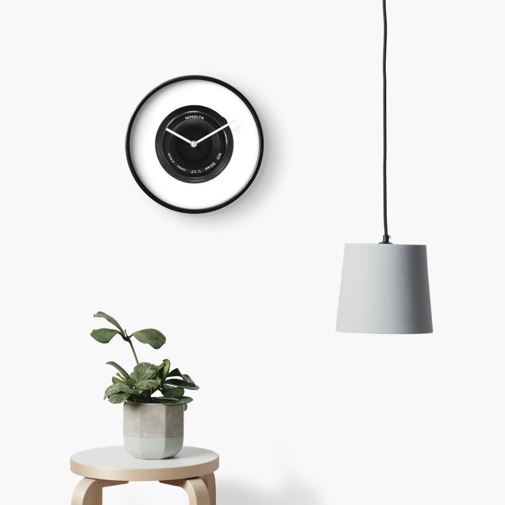 Minolta 50mm: Date The Body - Marry The Glass Clock
