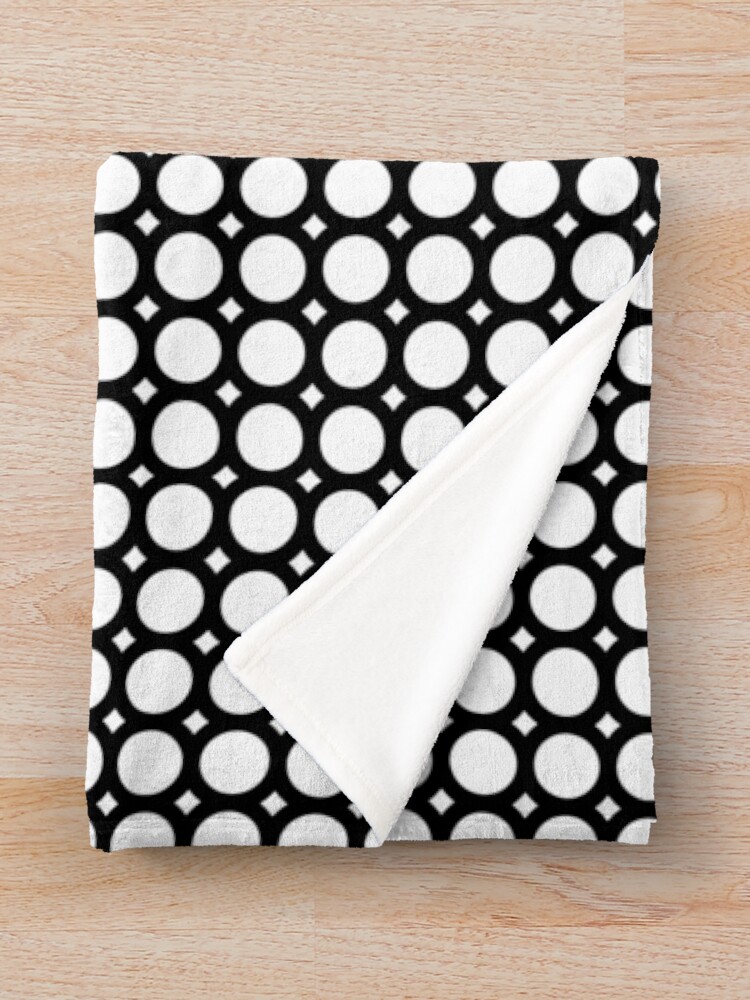 Thumbnail 3 of 6, Throw Blanket, O CIRCLE | Small pattern designed and sold by Cevil.