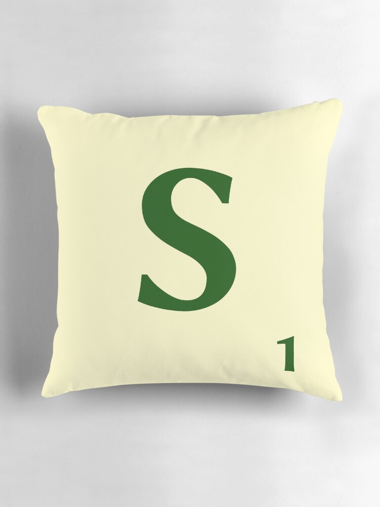 Imagen 3 de 4, Cojín con la obra Ficha de Scrabble de la S de 1 punto, diseñada y vendida por fgrdisseny.