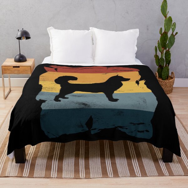 Artikelvorschau, Alaskan Malamute Distressed Vintage Retro Silhouette entworfen und verkauft von DoggyStyles.