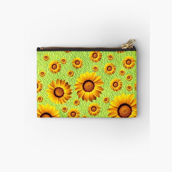 Aperçu de l'œuvre Belles fleurs jaunes sur vert abstrait créée et vendue par homemadecreate.
