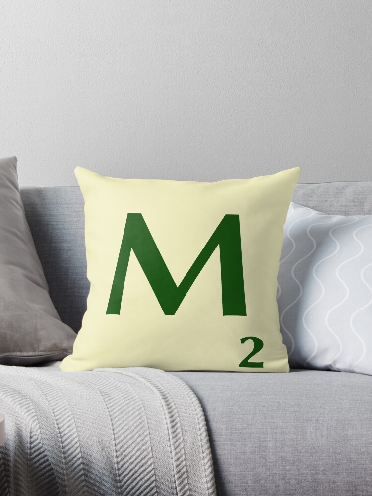 Imagen 1 de 4, Cojín con la obra Fitxa de Scrabble de la M de 2 punts, diseñada y vendida por fgrdisseny.