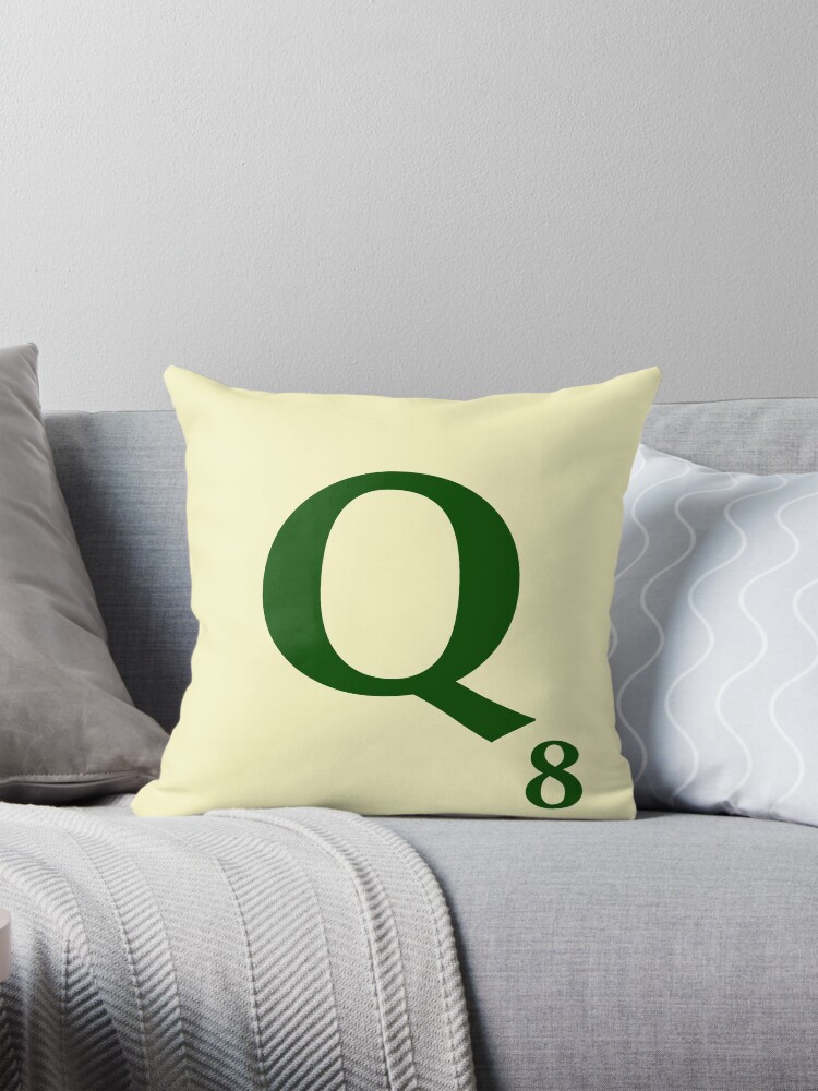 Imagen 1 de 4, Cojín con la obra Fitxa de Scrabble de la Q de 8 punts, diseñada y vendida por fgrdisseny.