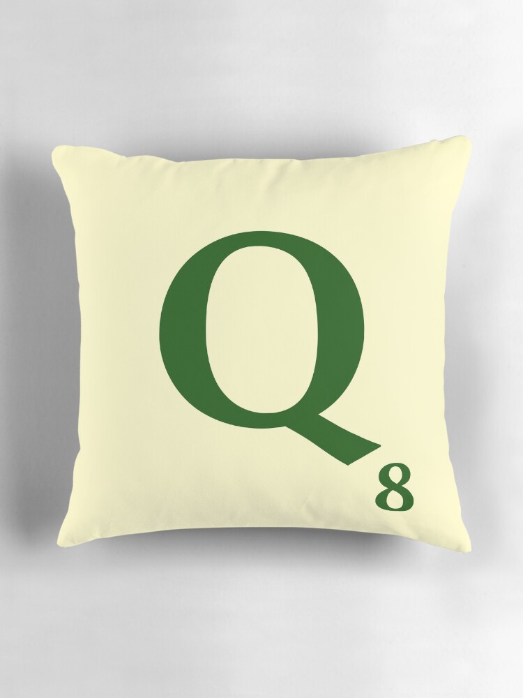 Imagen 3 de 4, Cojín con la obra Fitxa de Scrabble de la Q de 8 punts, diseñada y vendida por fgrdisseny.