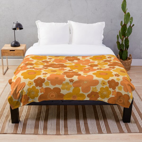 Groovy 70s Retro Vintage Floral Pattern Throw Blanket