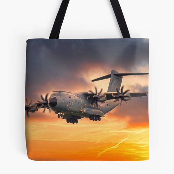 Artikelvorschau, RAF A400 Atlas Sunset Approach entworfen und verkauft von derekbeattie.