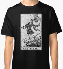 The Fool Tarot Card - Major Arcana - fortune telling - occult Classic T-Shirt