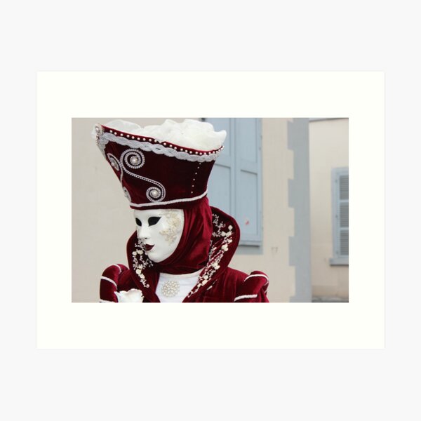 Aperçu de l'œuvre Regal in red velvet créée et vendue par Michelle Neeling.