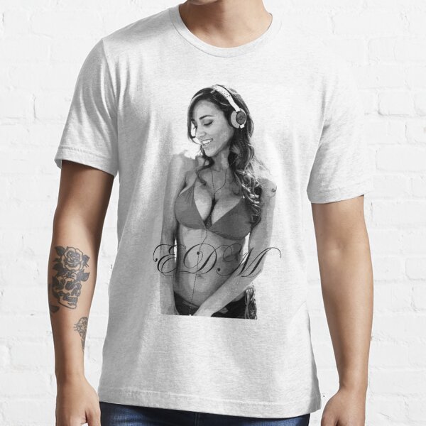 Ana cheri t shirt