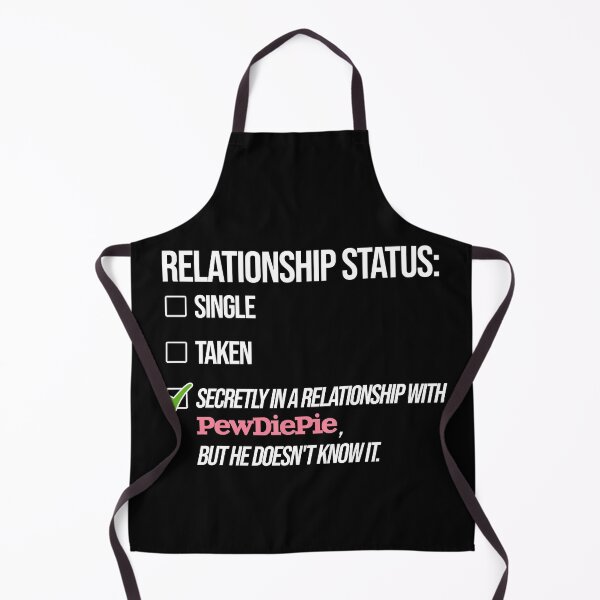 Aperçu de l'œuvre Relationship with PewDiePie créée et vendue par 2Girls1Shirt.