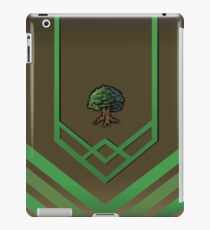 120 Woodcutting Cape - Runescape iPad Case/Skin