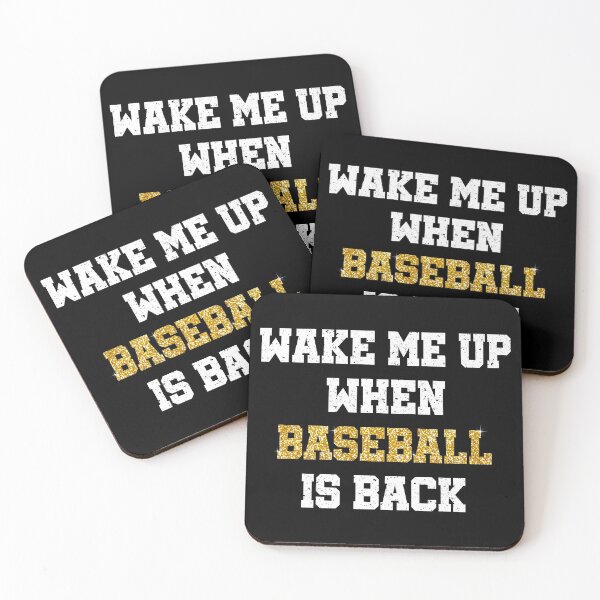 Artikelvorschau, Matching Funny Baseball ist zurück Grafik Shirt Sport Baseball Liebhaber Geburtstag T-Shirt entworfen und verkauft von tuanitus.