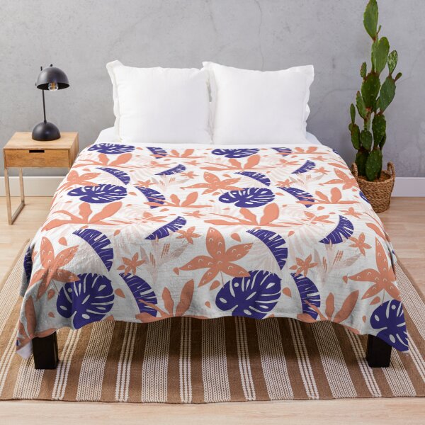 Artikelvorschau, Summer Floral Patterns : Get Ready for Summer with Stylish Floral Designs! entworfen und verkauft von ArthurYosh.