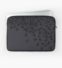 Funda para portátil Camisa de cráneo y tibias cruzadas de Noctis
