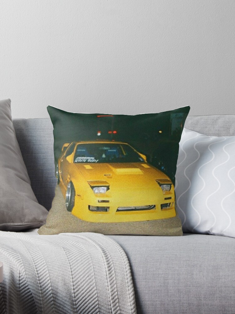 https://ih1.redbubble.net/image.2364155661.5027/throwpillow,small,750x1000-bg,f8f8f8.jpg