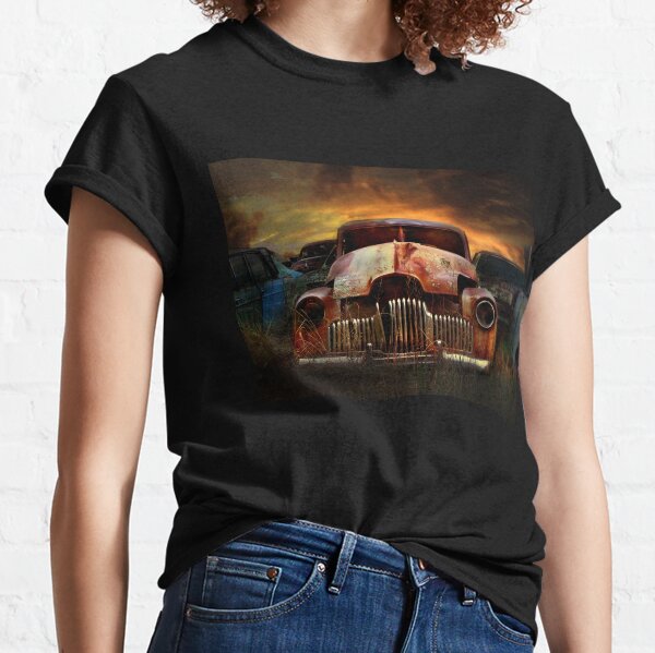 Wreckers yard, Peak Hill Classic T-Shirt