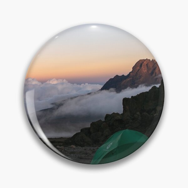 Artikelvorschau, Kilimanjaro Basecamp 2017 entworfen und verkauft von Katharina Pueschel.