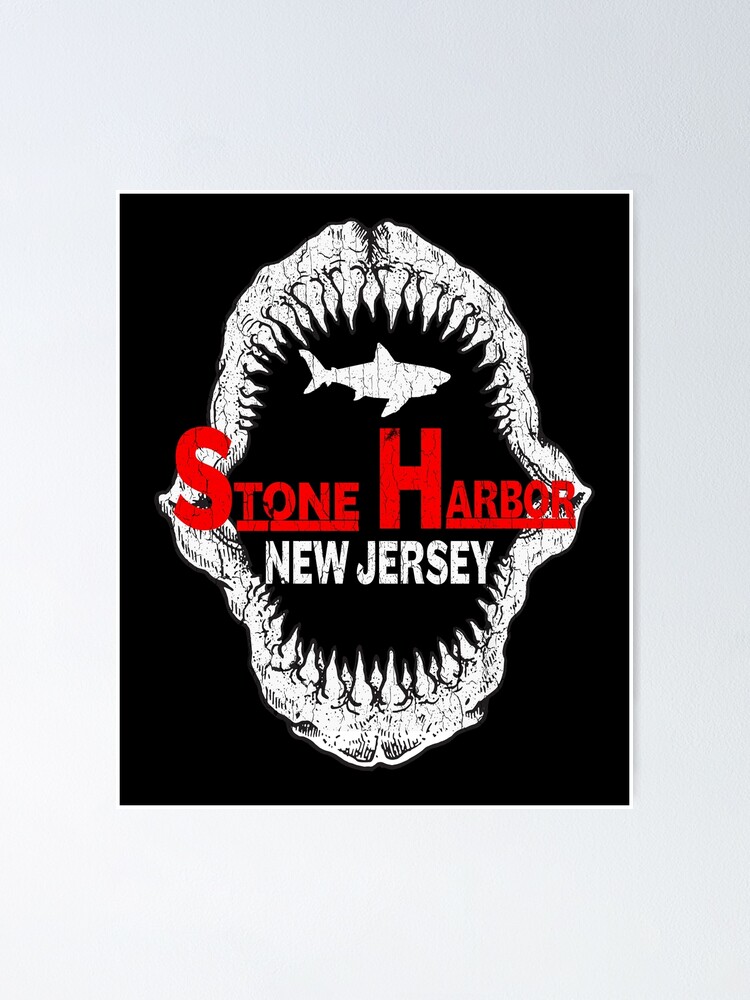 Retro Sandy Hook New Jersey Vintage Shark Teeth Gift Essential T