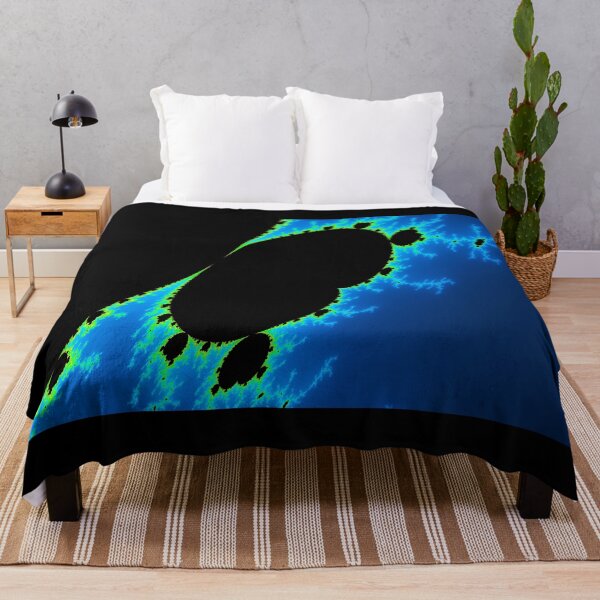 Artikelvorschau, Electric Blue Stretched Mandelbrot Set Fraktal entworfen und verkauft von magnetite360.
