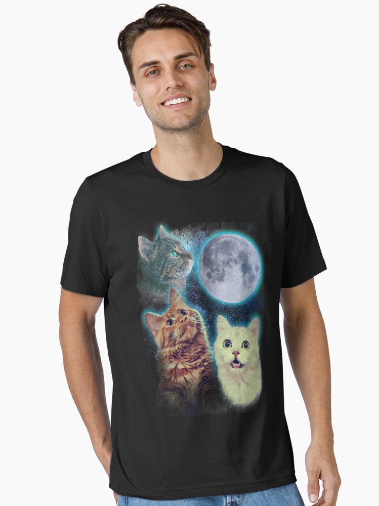 Aperçu 1 sur 7. T-shirt essentiel avec l'œuvre Lune de trois chats créée et vendue par ursulalopez.