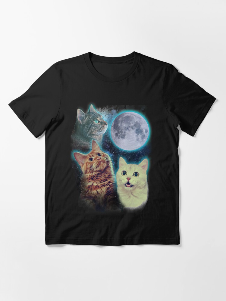 Aperçu 3 sur 7. T-shirt essentiel avec l'œuvre Lune de trois chats créée et vendue par ursulalopez.