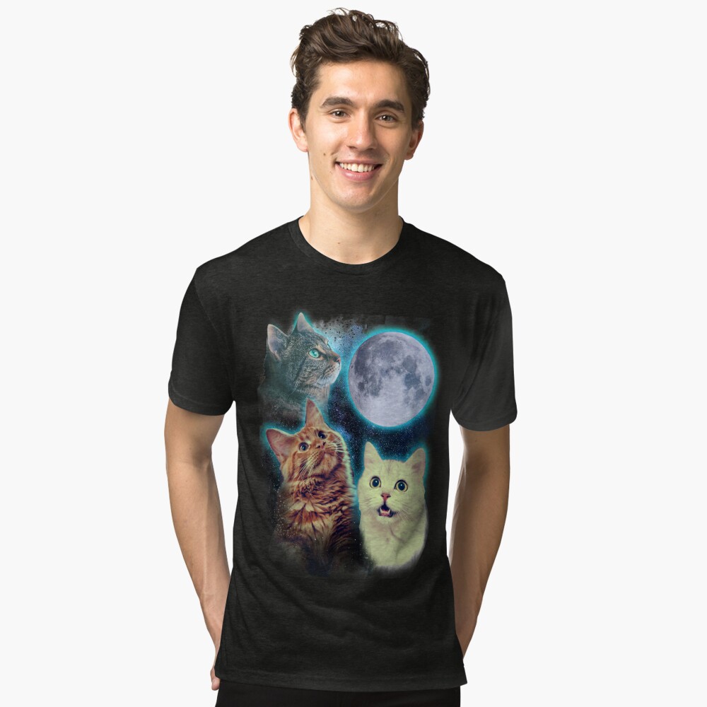 Aperçu de l'œuvre T-shirt chiné créée et vendue par ursulalopez.