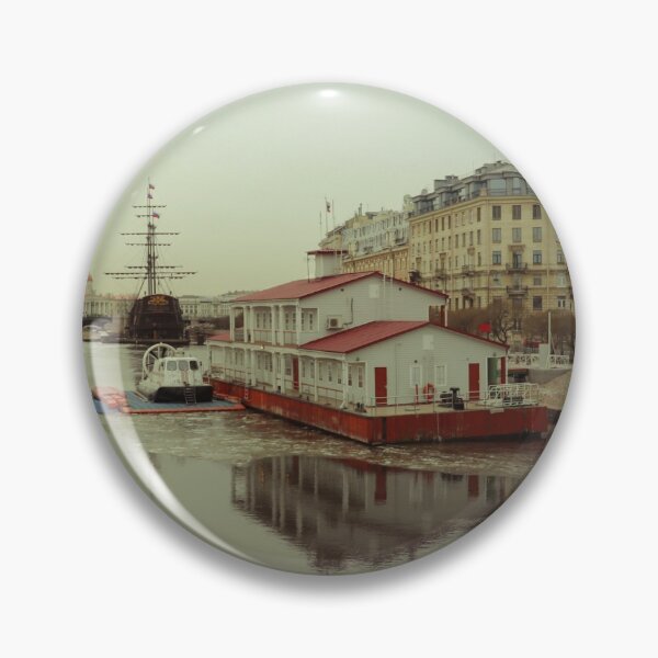 Artikelvorschau, Sankt Petersburg // Wandkunstplakat Gerahmter Kunstdruck entworfen und verkauft von Valeria Nikitina.