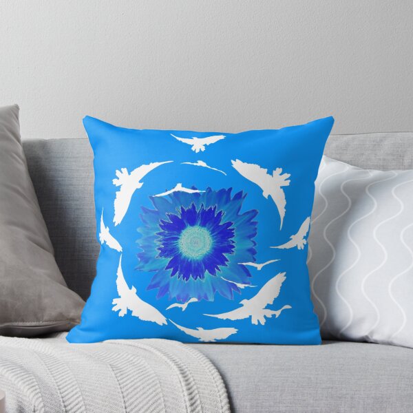 Artikelvorschau, KÖNIGLICHE BLAUE FLIEGENDE VÖGEL ABSTRAKTES BLUMENKUNSTMUSTER entworfen und verkauft von sharlesart.