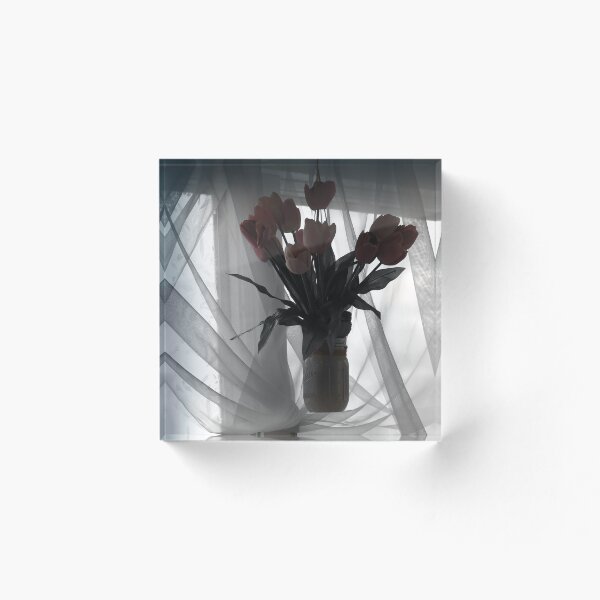 Aperçu de l'œuvre Tulip Dreams créée et vendue par Amber Ryder.