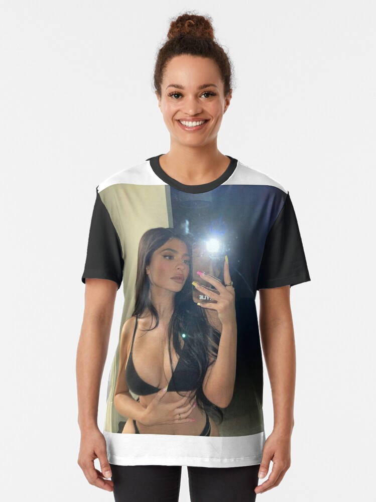 by Learner indkomst kylie jenner" Graphic T-Shirtundefined by justforya | Redbubble
