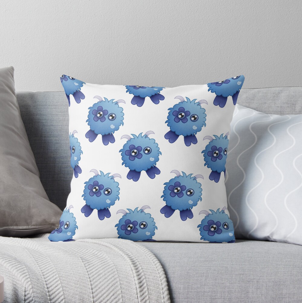 Skye (solo) Throw Pillow