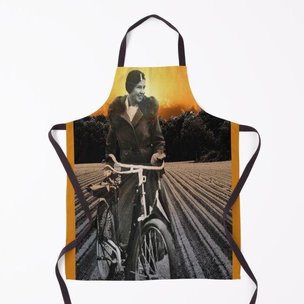 Artikelvorschau, Radfahren  - historisches Foto -  nostalgisches Fotoedit entworfen und verkauft von kikidu21.