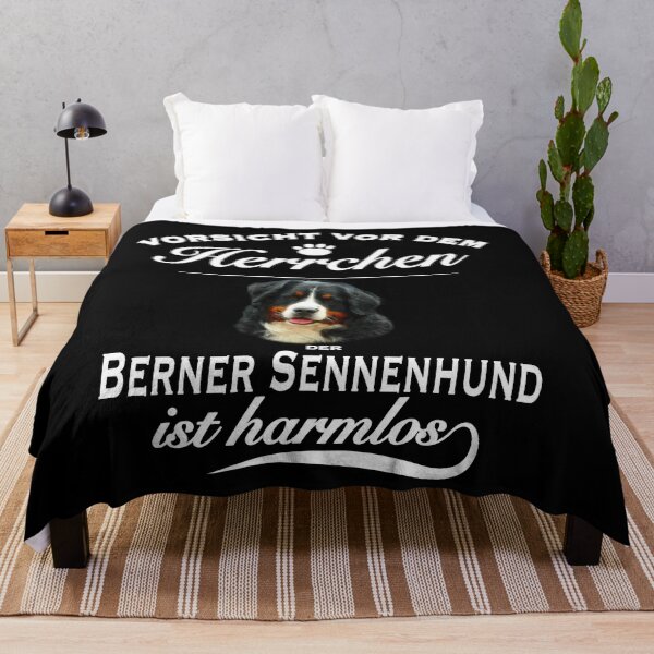 Artikelvorschau, Berner Sennenhund Tshirt Berner Sennenhund Hund Shirt T-Shirt entworfen und verkauft von KDesigns85.