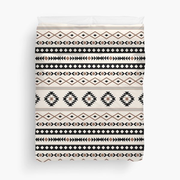 Aztec White on Black Mixed Motifs Pattern Bath Towel Set