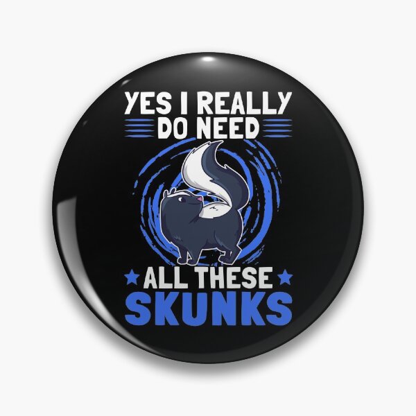 Artikelvorschau, Ja ich brauche Stinktier Stinkdachs Skunk Spruch entworfen und verkauft von madgrfx.
