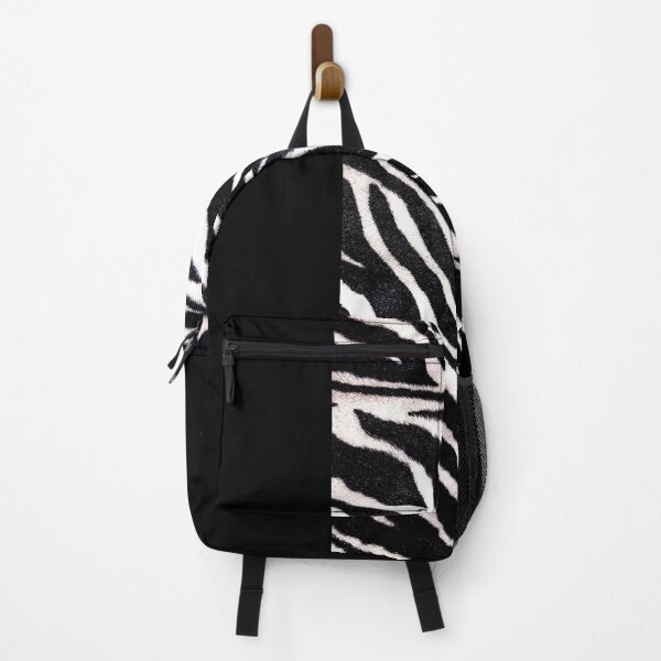 Artikelvorschau, Zebradruck Farbblockierung monochrom schwarz und weiß asymmetrisch entworfen und verkauft von chihuahuashower.